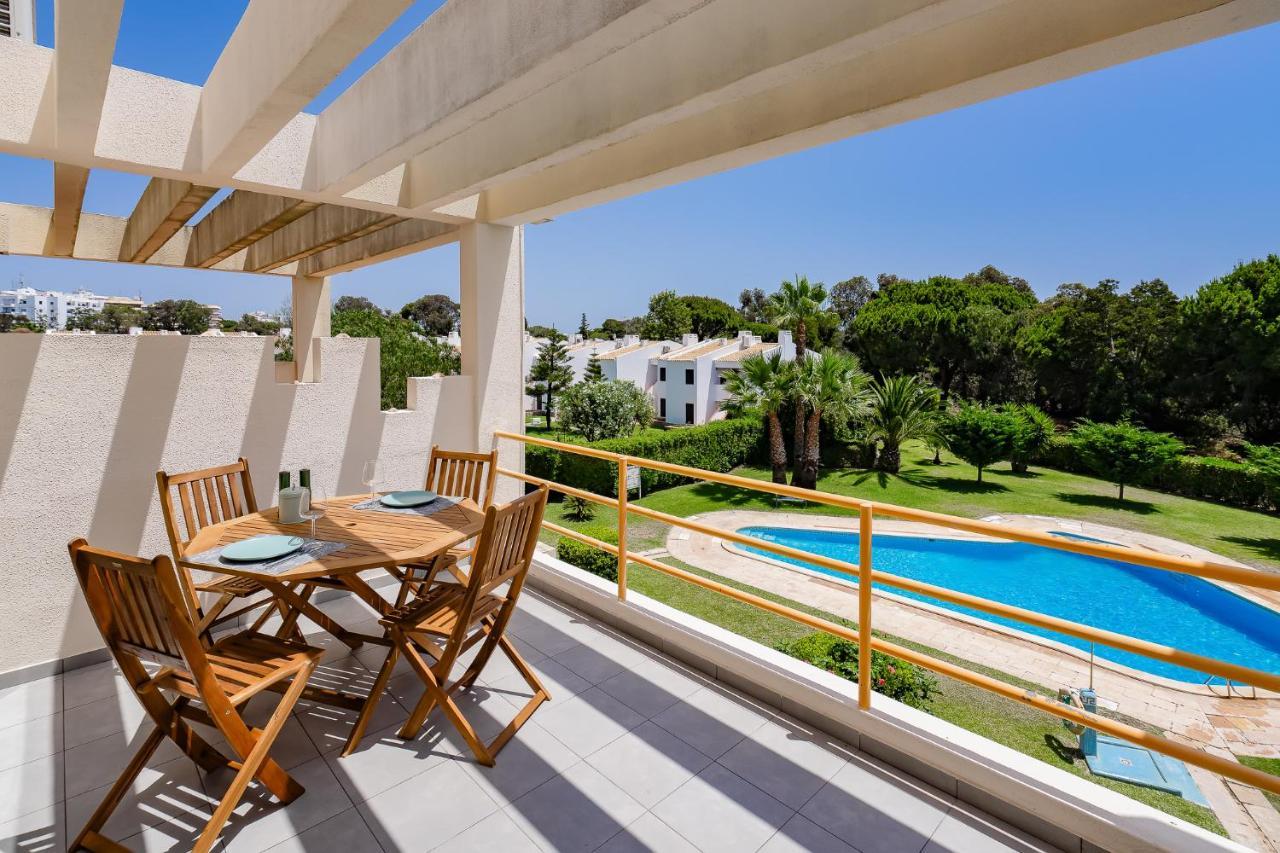 Sol, With Pool , Vilamoura