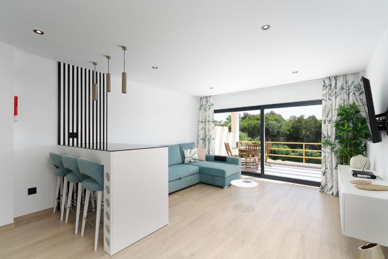 Sol, With Pool , Vilamoura Apartment *